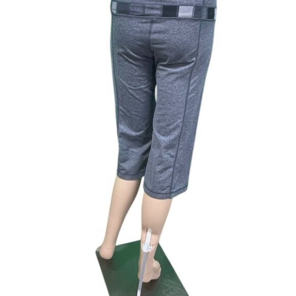Lululemon Cropped Flare Yoga Pants 28" Waist - Med (8) - Picture 9 of 9